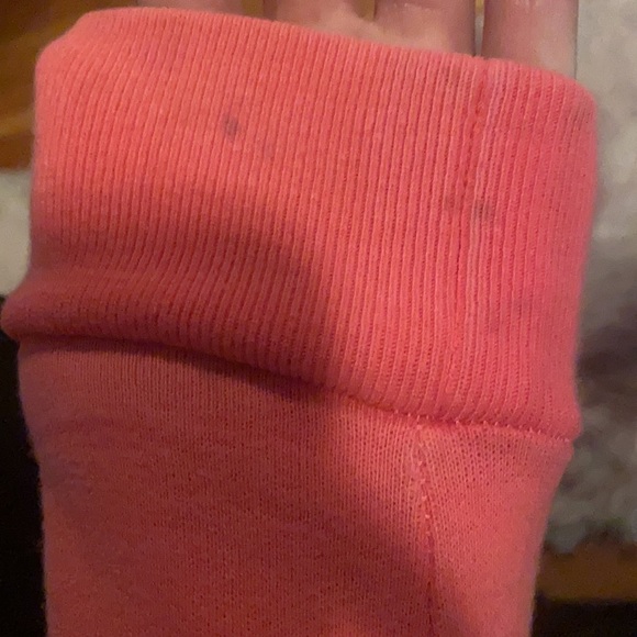 CROOKS & CASTLES cropped hoodie - Picture 2 of 2